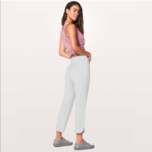 Lululemon Every Moment Pant 26" Vapor Size 10 - Picture 3 of 8